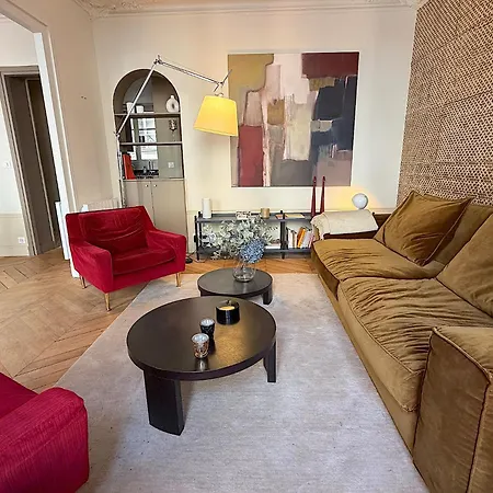 Monge Appartement Parijs